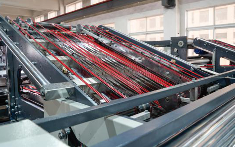 Top Sheet Dynamic Aligning System